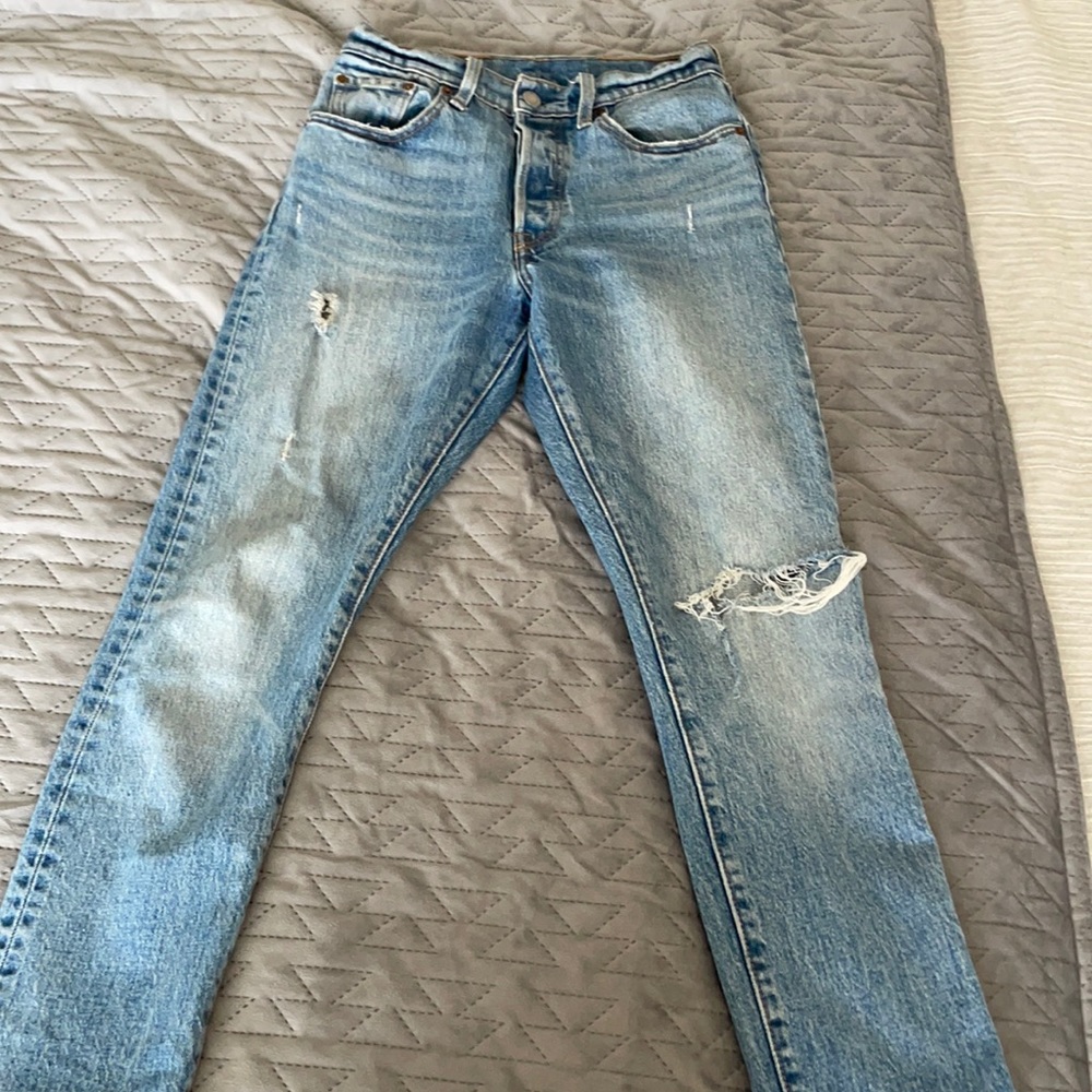 501s Levi’s jeans